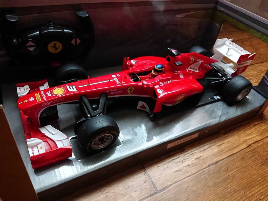 Ferrari F138 #3 Fernando Alonso Rastar 1/12 - Bolid Zdalnie Sterowany