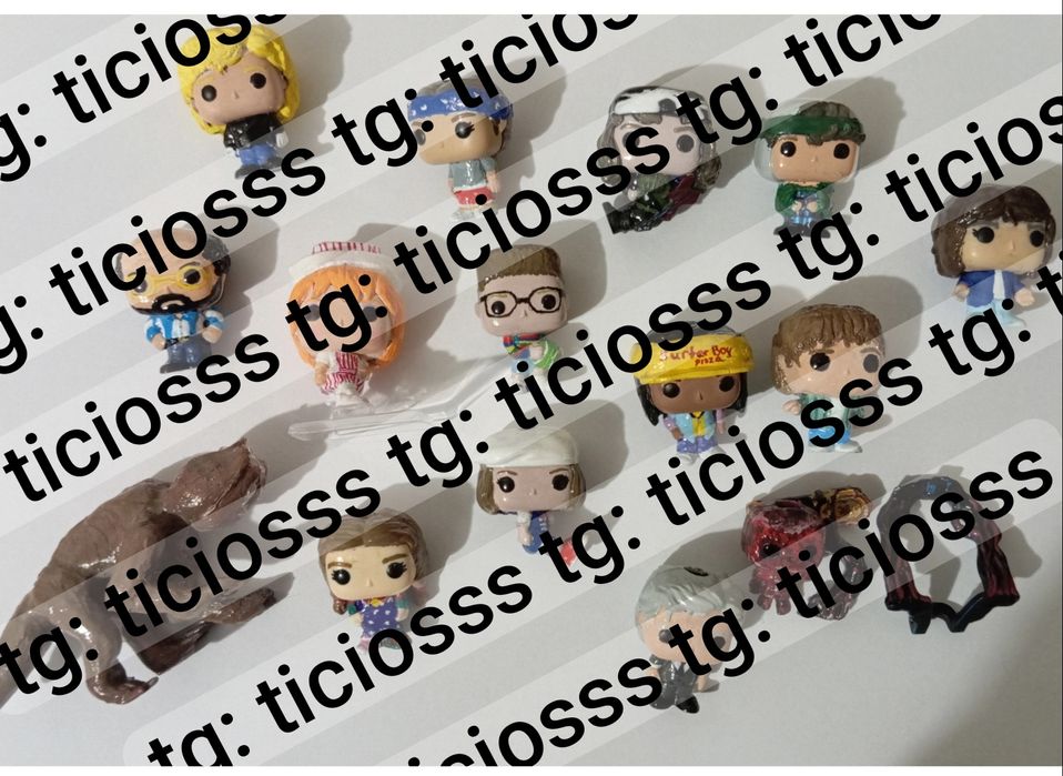 ДЕРЕК КАСТОМ Фігурки Дивні дива Stranger Things  КіндерДжой Уилл Вілл