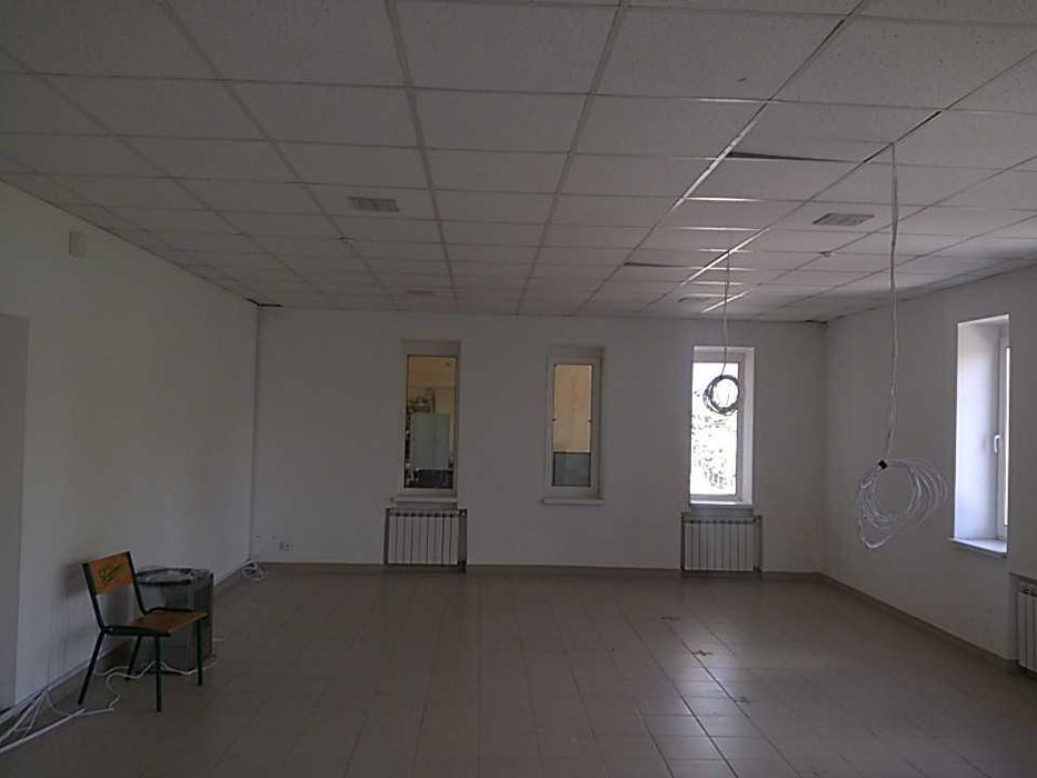 Здам приміщення з Ремонтом! Центр! Окремий вхід! Фасад! р-н ТРЦ!