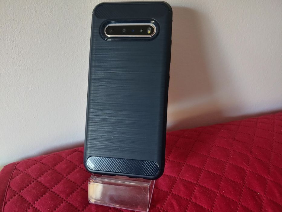 LG V60 - impecável