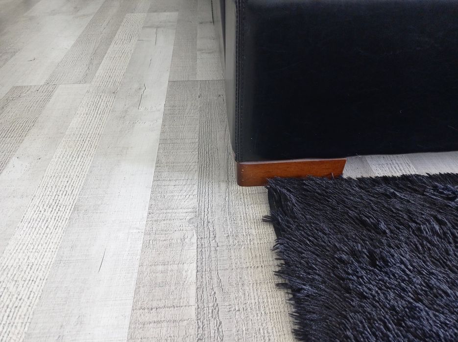 Cama preta ecopele grande