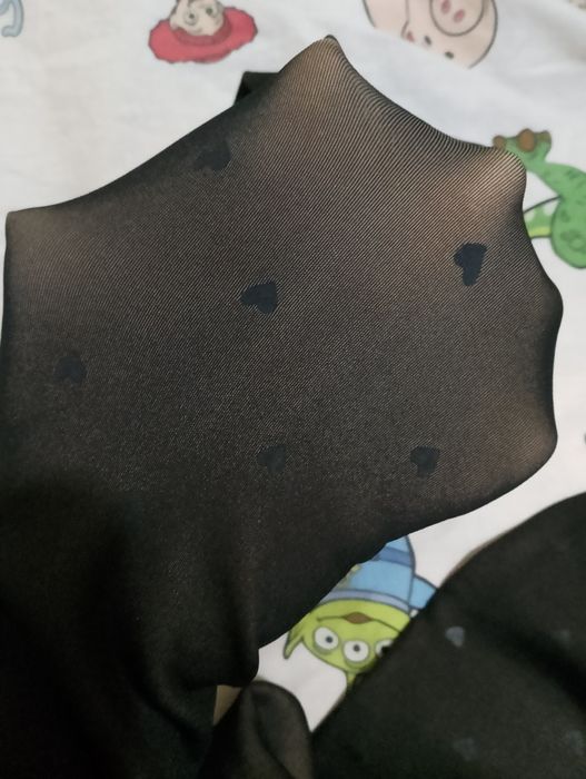 Колготки з ефектом голих ніжок.