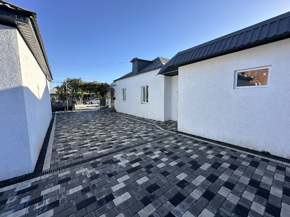 Первомайськ Тротуарна плитка Бруківка– продаж та укладання