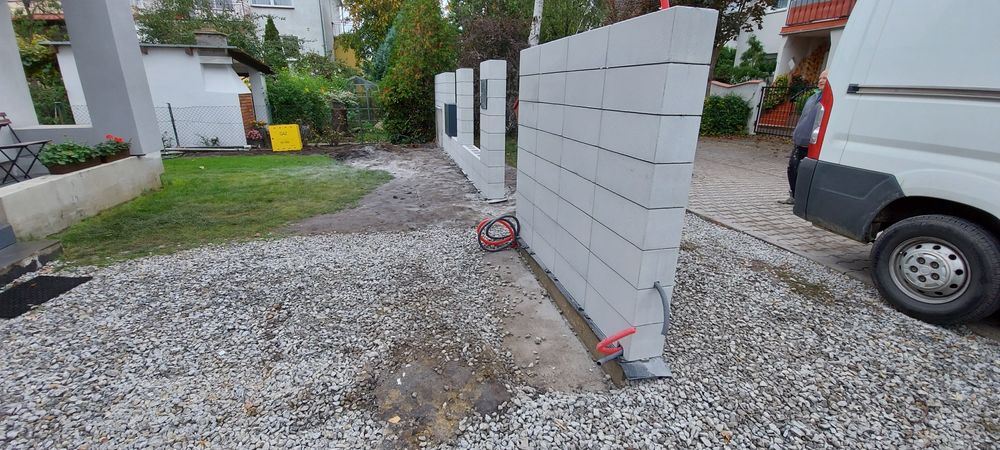 Ogrodzenia Kostbet, Joniec klinkier, granit, panel, siatka, bramy,