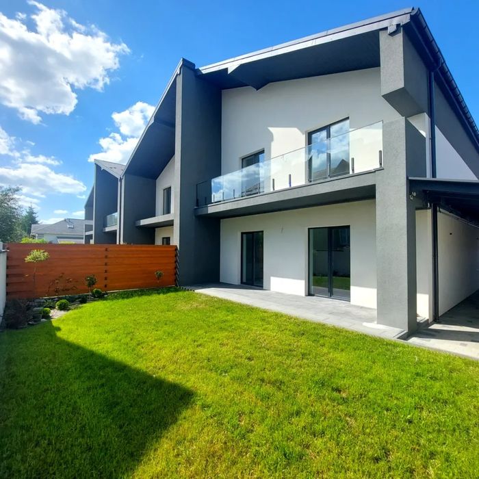 Продається Готовий до ремонту будинок  145м.кв+ власна ділянка+гараж