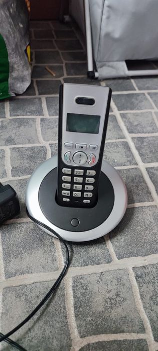 Telefone Fixo Sem Fios Sagemcom D22T com Base