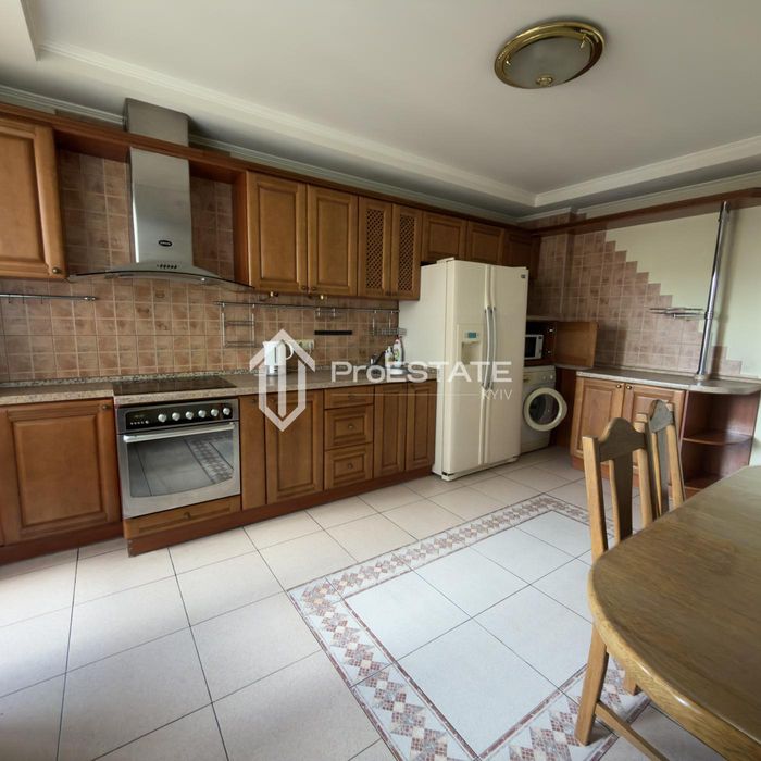 Без % Продаж 2 к квартири 65 кв.м.Братиславська 7. Чернігівська , Лісова