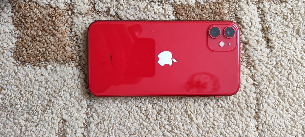 iPhone 11 на 128 Гб АКБ 69