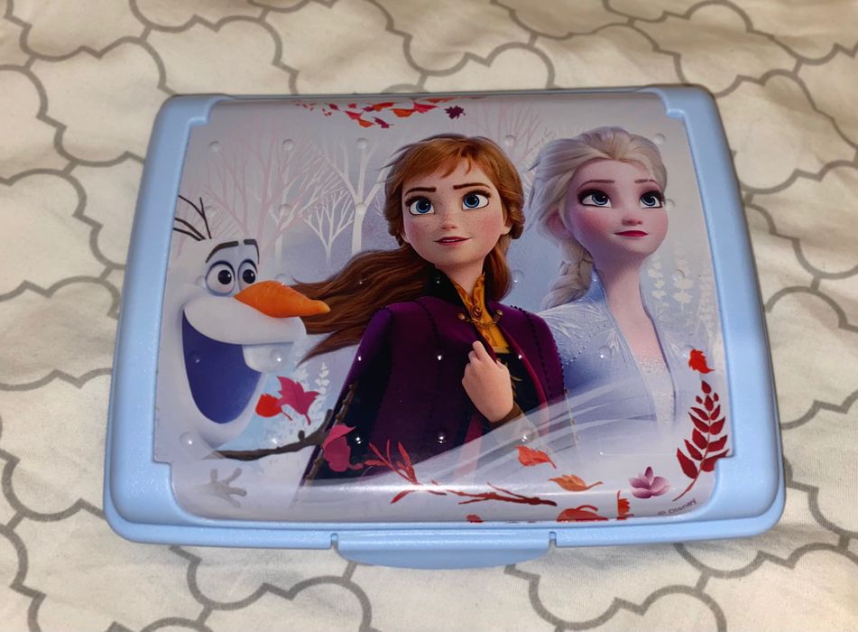 Lunchbox Frozen z Elsą, Anną i Olafem z Krainy Lodu