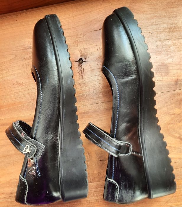 Туфлі на дівчинку шкіряні