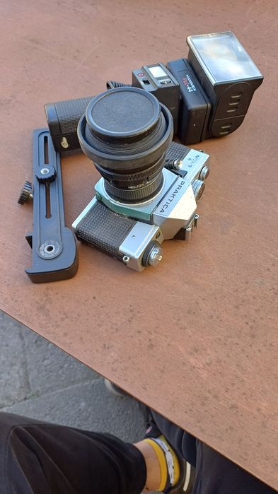 Aparat fotograficzny Praktica+lampa