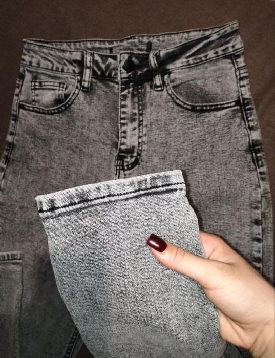 Джинсы женские М