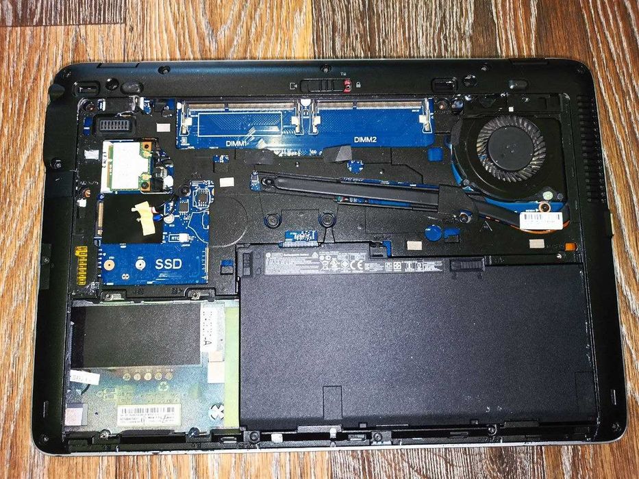 НОУТБУК HP ELITEBOOK 840 G1 на запчастини або відновлення.