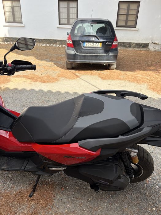 Honda  modelo ADV 350cc