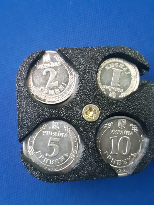 Монетгиця для украінських монет.