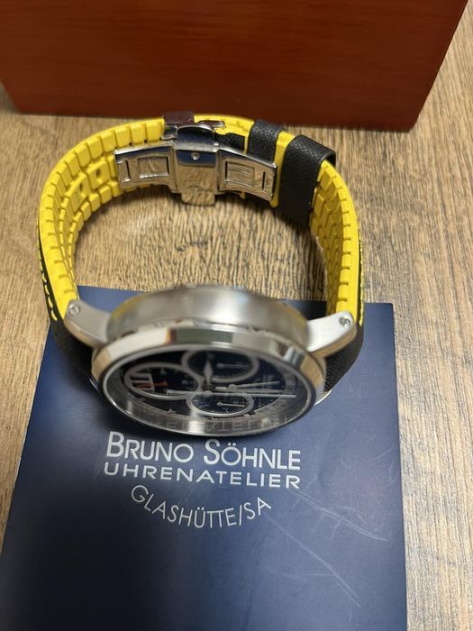 Bruno.Годинник. Чоловічий годинник.