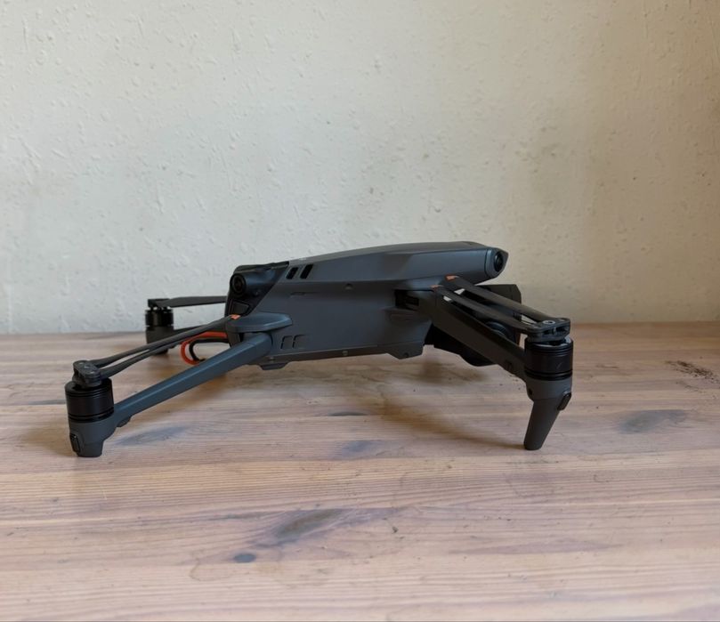 Тушка дрон Dji mavic 3 pro