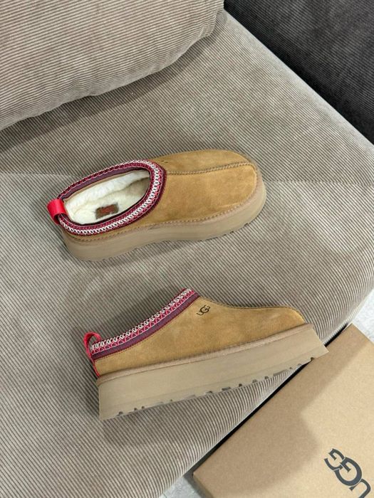Жіночі угі  руді коричневі ugg tazz platform мюлі без задника