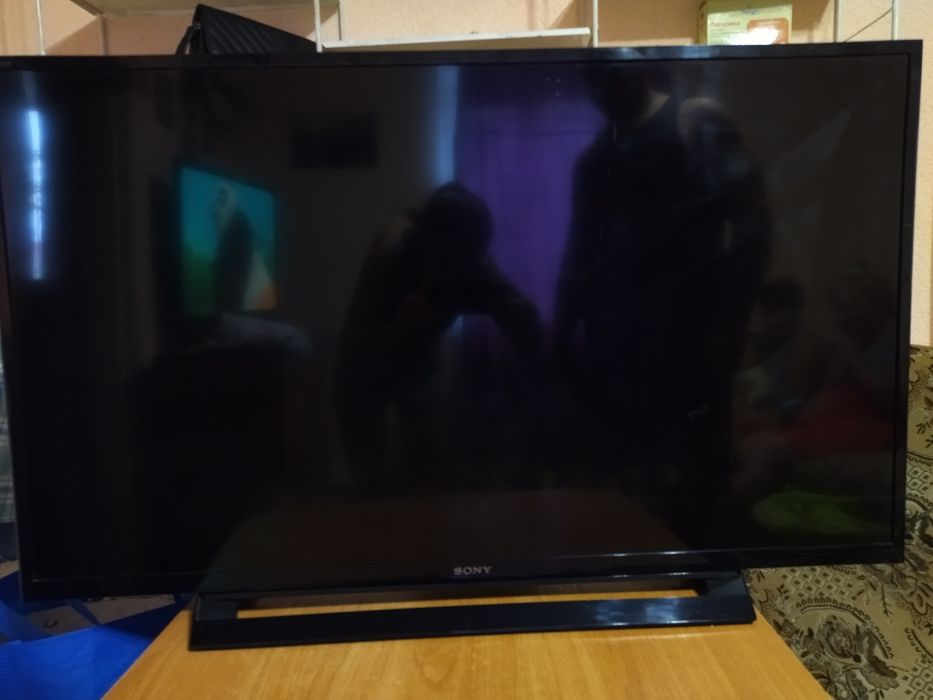 Телевізор Sony Bravia на запчасти, розбитый экран: 1 000 грн ...