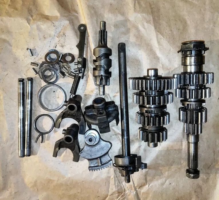 ІЖ Планета/Юпітер різних моделей по запчастинах