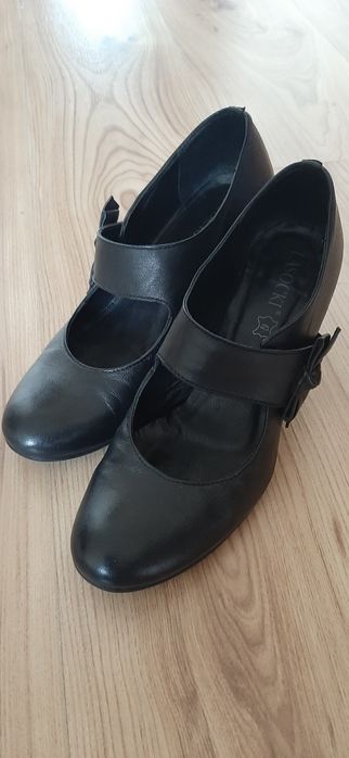 Buty skórzane Lasocki r.38