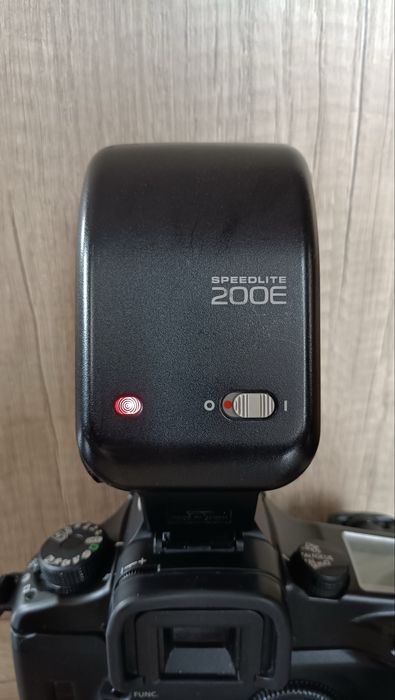 Фотоспалах Canon Speedlite 200E Made in Japan