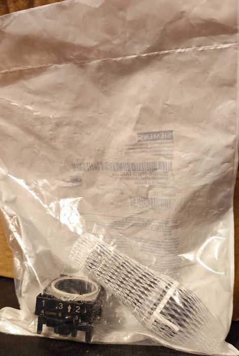 Potencjometr 22mm 4,7kOhm 3SU1200-2PR10-1AA0