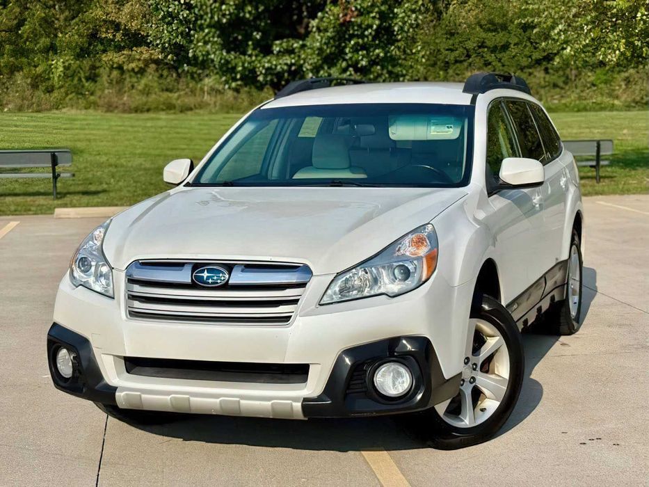 Subaru Outback Limited      2013