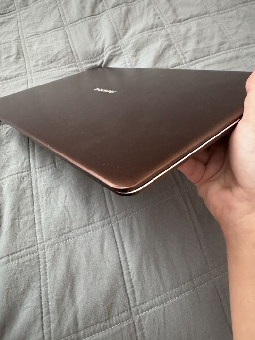 Ноутбук prestigio SMARTBOOK 141S