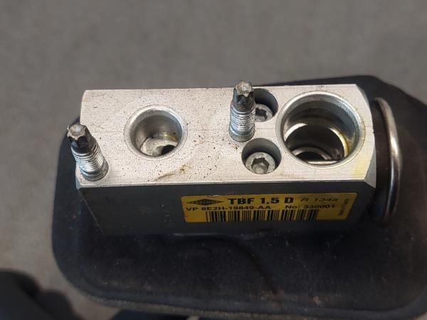 Radiador AC FORD Fiesta VI (CB1, CCN)