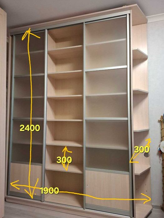 Шафа-купе, книжкова