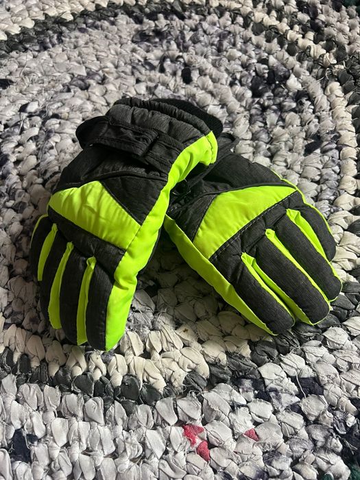 Rękawice dziecięce r 3-6 lat