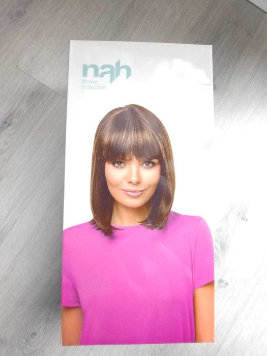 Peruka używana krotko