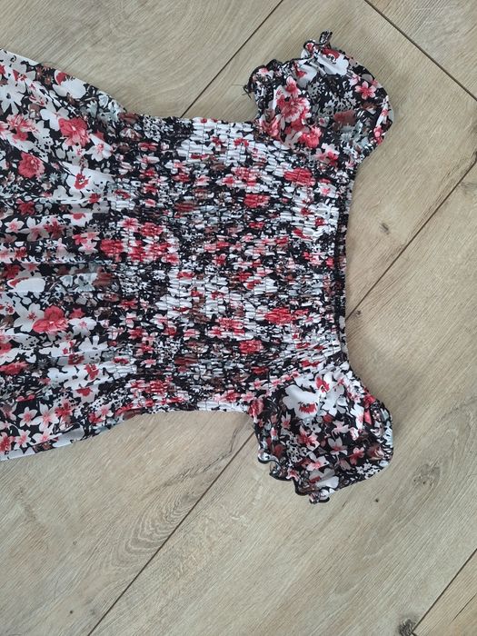 Sukienka hiszpanka S