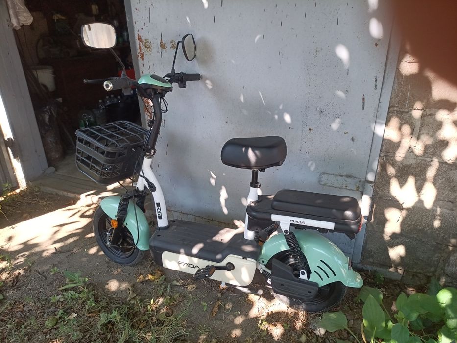 Мініелектроскутер