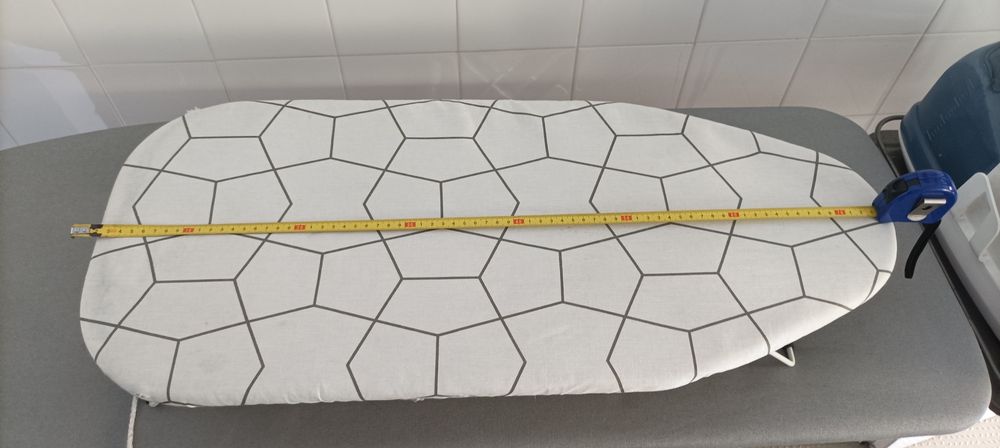 Tábua de engomar pequena