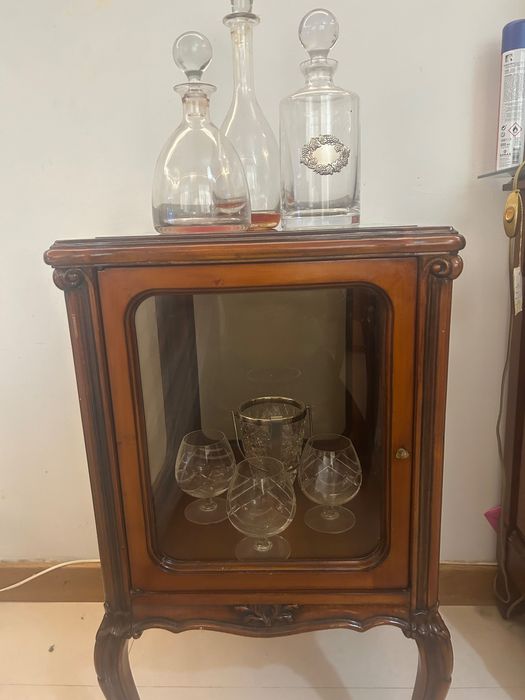 Móvel vitrine/ bar
