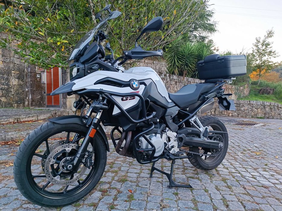 BMW F 750 GS *ano 2022* com muito equipamento