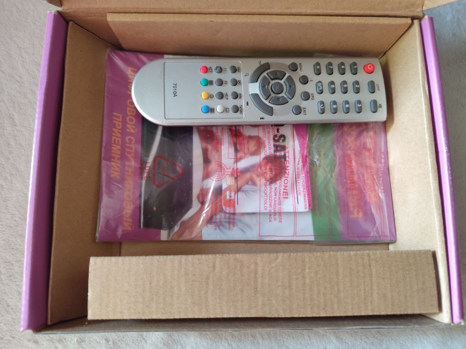 Тюнер,  супутниковий ресівер,  Q-SAT ST-08