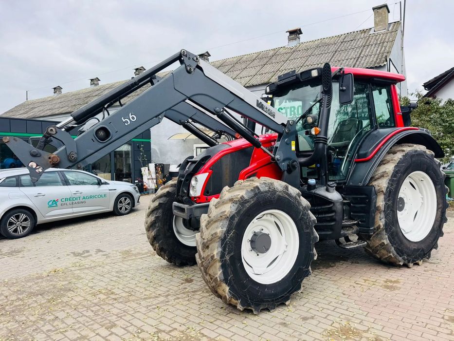 Valtra N123 HiTech  143 KM silnik SISU 4 cylindry, z ładowaczem QUICKE Q56, miękka kabina