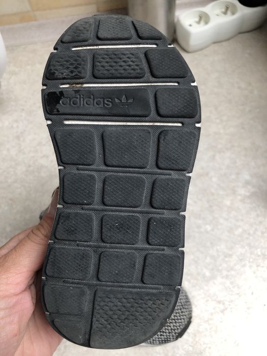 Adidas buty dla chłopca 25