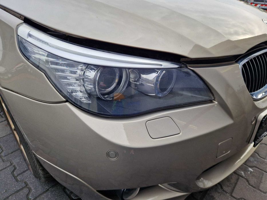 lampa przód przednia prawa BIXENON nieskrętny BMW E60 E61 LIFT