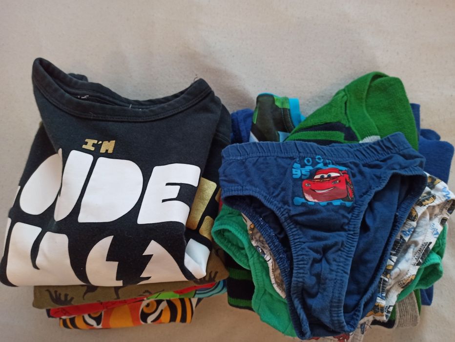 Minecraft Zestaw tez nowe ubrania wszystko z dług. ręk.koszulki swetry