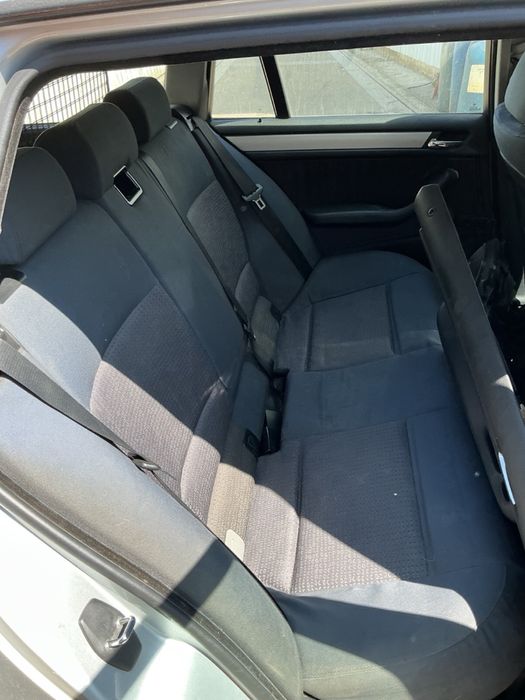 Cortina  da mala completo BMW e46 320 D ANO 2002