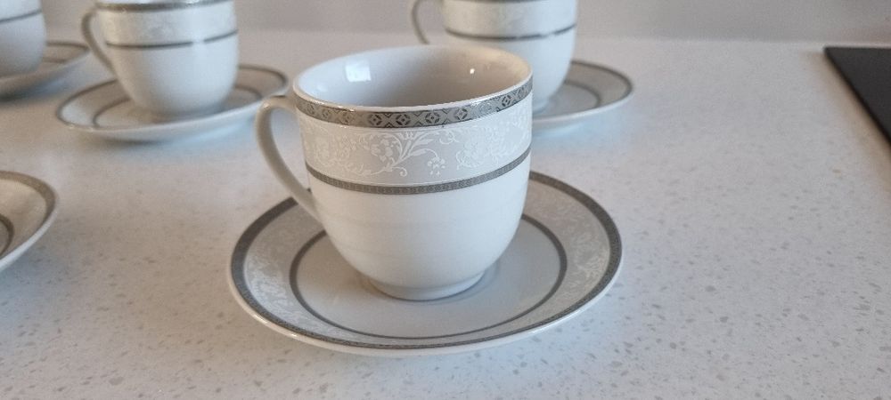 Komplet 6 fliżanek i 6 podstawków  Ambition Baron Silver