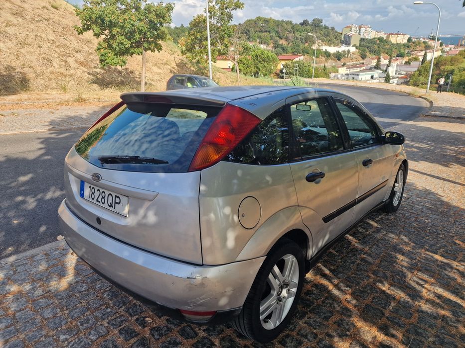 Ford Focus 1.8 TDDI (DIESEL)