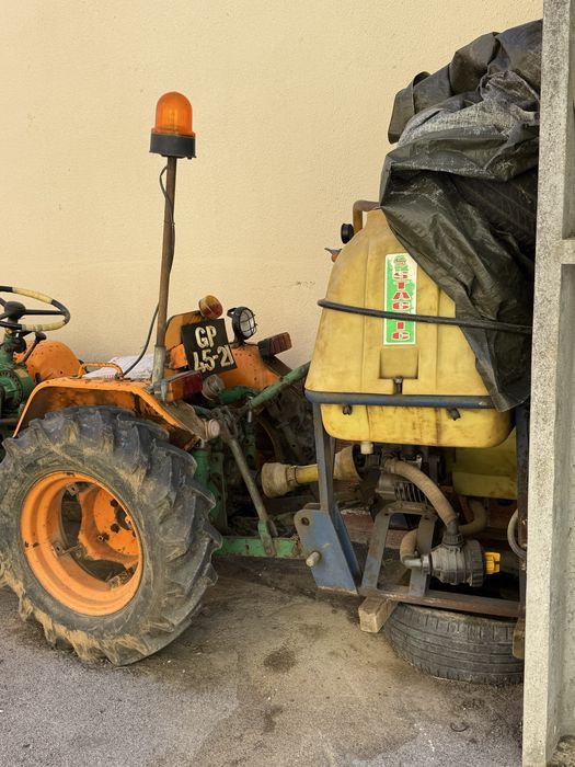 Trator Goldoni 1 cilindro