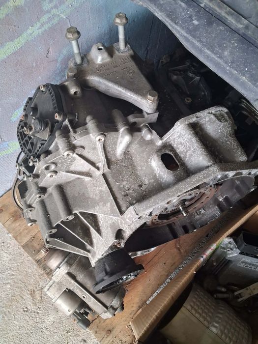 Sprzedam skrzynie auromatyczna Audi A3