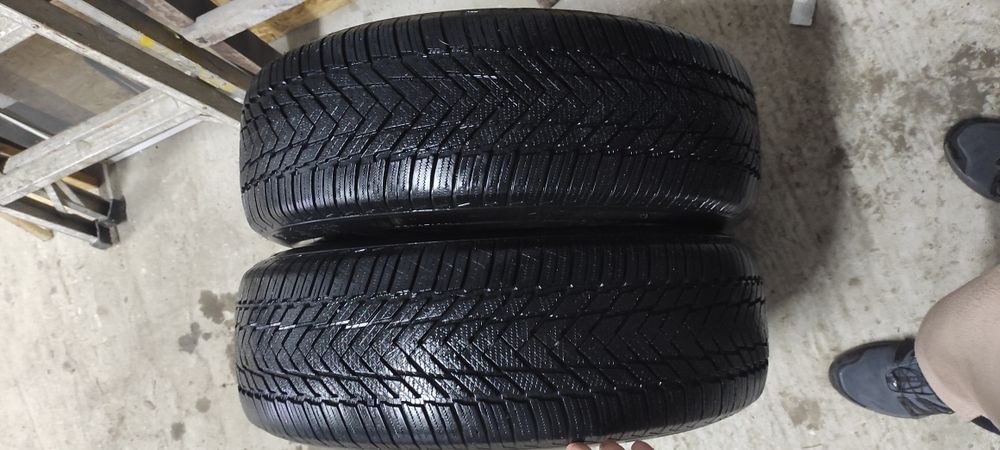 Шини зимові APLUS A701 235/65 r17 22-го року 8мм