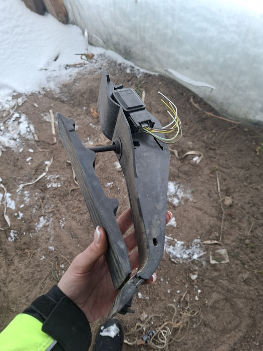Pedal gazu bmw e60 e61